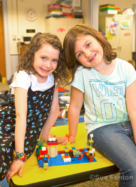Children's lego block event at public library